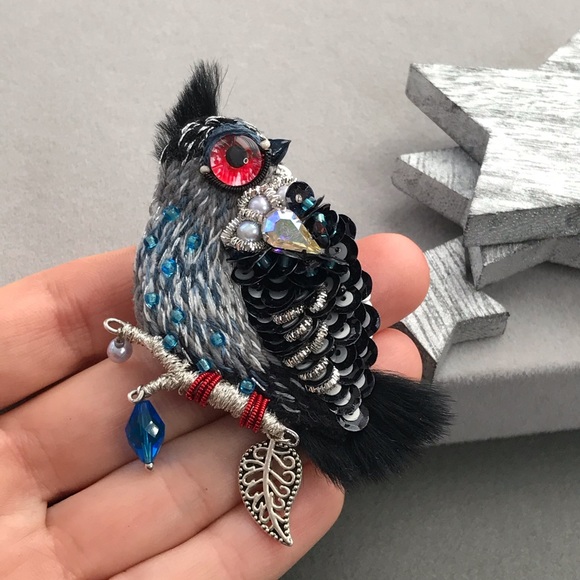 Bird brooch - Picture 8 of 11